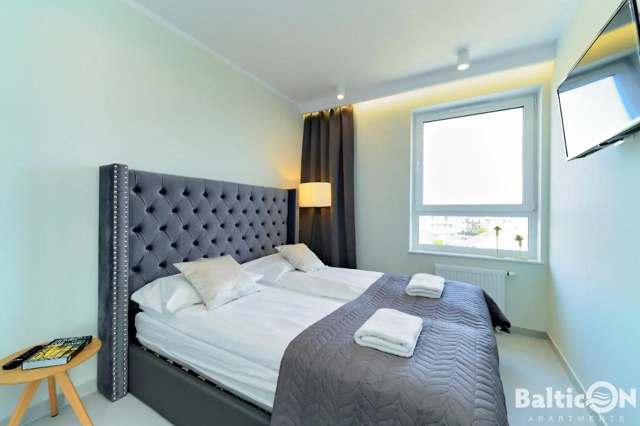 Apartamenty Balticon Westin House -Luksusowy 70M2 , Basen Pool, Sauna, Parking Inklusive Aparthotel