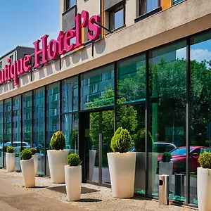 *** Aparthotel Boutique Hotel's Kwiska - Legnicka Polen